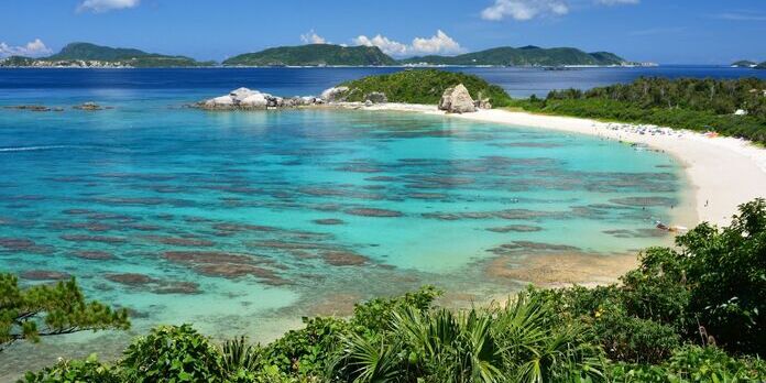 mare e spiagge a okinawa